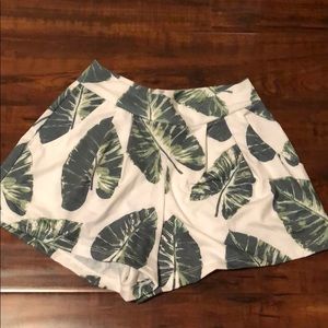 Fighting Eel Ava Sky Shorts Om